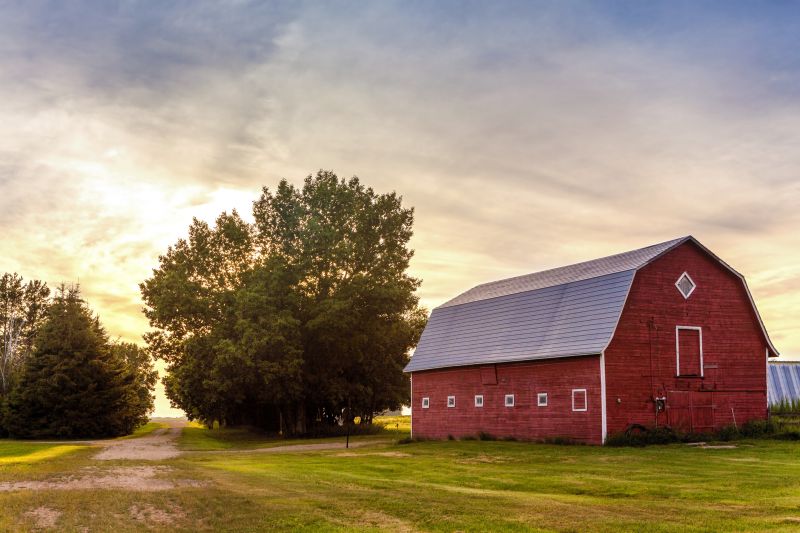 Metal Barn Construction in Kansas City, KS