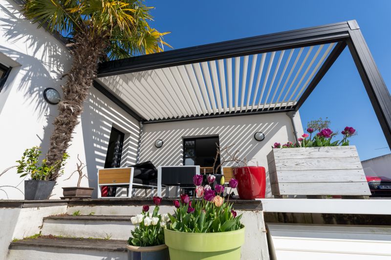 Aluminum Pergola with Canopy